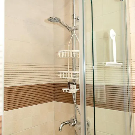 Elysia Luxury - Sea Escape & Parking Apartment